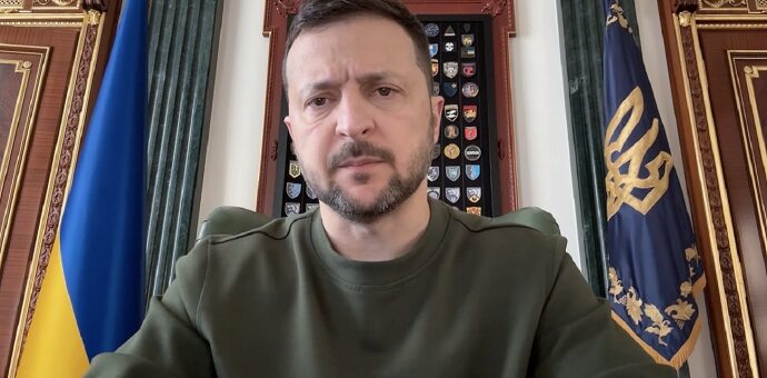 Президент Володимир Зеленський подякував американському Сенату, який цієї ночі ухвалив законопроєкт про фінансування для України.