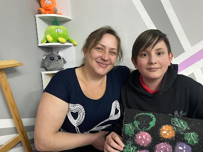 Херсонський хаб запалює ліхтарики надії