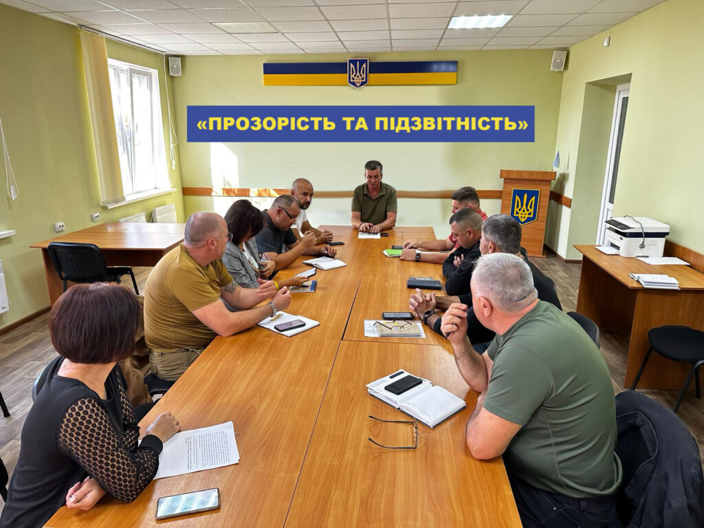 Михайло Линецький головує на засіданні робочої групи "Прозорість та підзвітність"