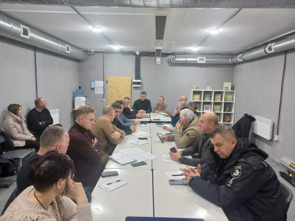 Відбулась розширена нарада з начальниками військових адміністрацій, керівниками підрозділів:
Національної поліції, ДСНС, Держпродспоживслужби, РТЦК та СП Херсонського району.