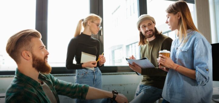 Як створювати звертання, які транслюватимуть повагу до громадян? Дізнавайтеся в серіалі про гендерну рівність та соціальну інклюзію на Дія.Освіта