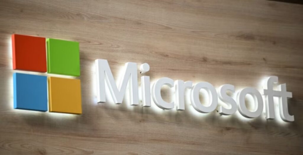 Microsoft продовжує безоплатний доступ до хмарних рішень на рік