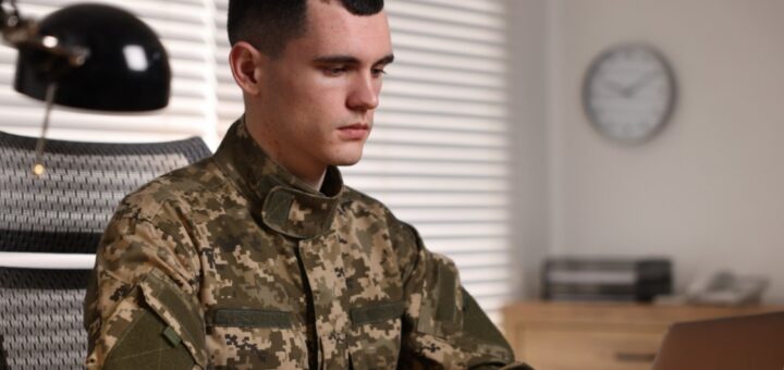 Як працює антикорупційний контроль у секторі безпеки та оборони: новий серіал на Дія.Освіта