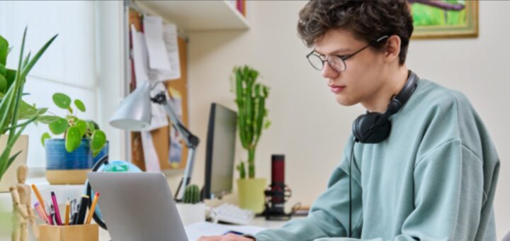 Кожен другий абітурієнт зареєструвався на НМТ через Дію