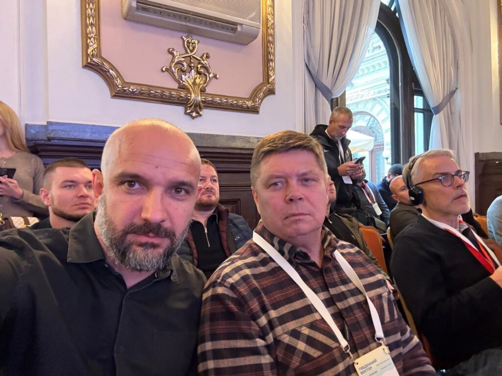 Юліан Лучко та Ігор Острівний на Форумі