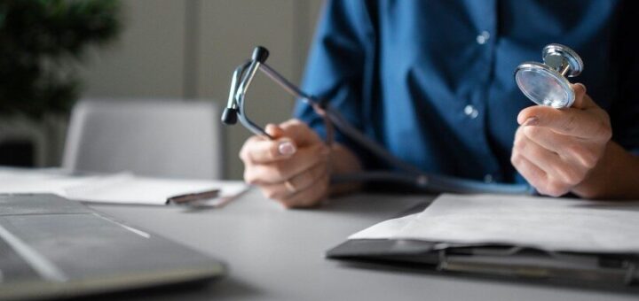 В УКРАЇНІ СТАРТУЄ ПРОГРАМА «СКРИНІНГ ЗДОРОВʼЯ 40+»: ЗАПРОШЕННЯ В ДІЇ ПОЧНУТЬ НАДХОДИТИ З 31 СІЧНЯ